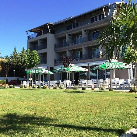 Hotel Leon Debar Exterior photo